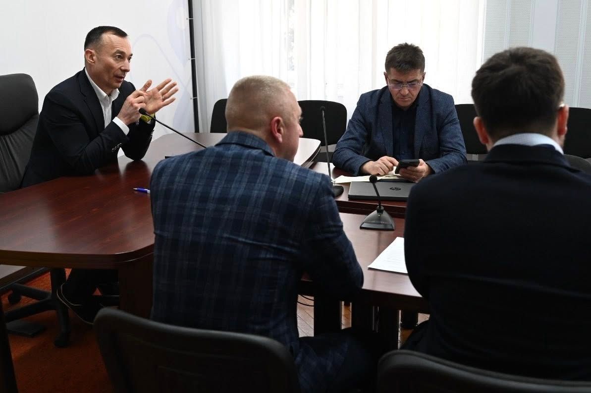Ризики та правові наслідки штучного «дроблення» бізнесу обговорили з підприємцями Закарпаття
