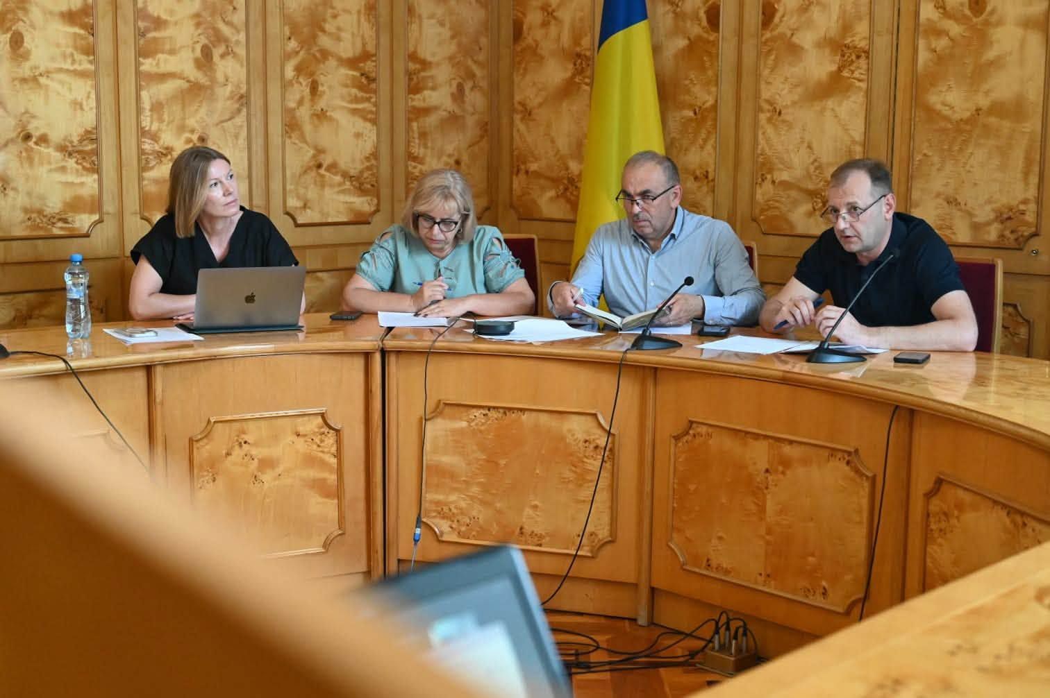 Закарпаття посилює роботу задля безпечної води в закладах освіти, імунізації та здорового харчування дітей